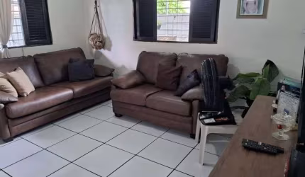 Casa em Camaragibe. excelente localização.