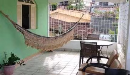 Casa para venda com 324 metros quadrados com 5 quartos