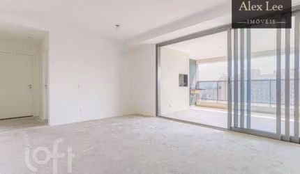 Vila Madalena, em prédio novo, com 3 dormitórios e 2 vagas