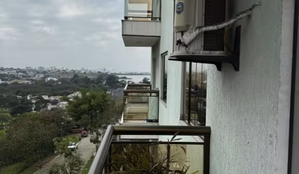 VENDO ESTE APARTAMENTO COM VISTA