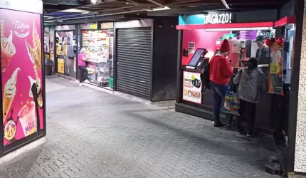 Box A PARTIR DE R$3.000,00 Localizado No Terminal Armênia com 4 m² Para Alugar.