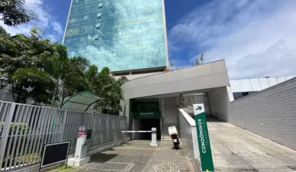 Salão Comercial de 875m²