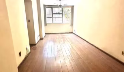 Oportunidade imperdível: Apartamento de 4 quartos com suíte em Icaraí, Niterói-RJ - 140m² e vaga de garagem!
