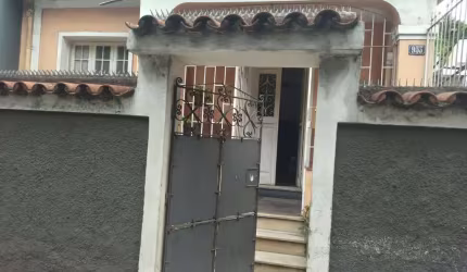 Casa comercial à venda em Niterói-RJ, bairro Fonseca: 02 quartos, 1 suíte, 2 salas, 1 banheiro, anexo, 105,00 m².