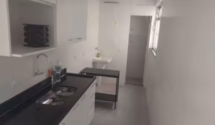 Aluguel de Apartamento Impecável em Santa Rosa, Niterói-RJ: 02 Quartos, 1 Sala, 1 Banheiro e 1 Vaga de Garagem!