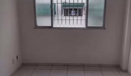Apartamento à venda em São Gonçalo-RJ, no bairro Porto da Pedra: 02 quartos, 1 sala, 1 vaga, 60m² de área!