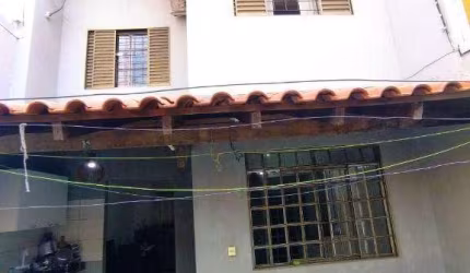 Sobrado no Av. Celso Garcia Cid no centro de Londrina