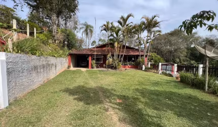 Chácara à Venda em Monte Alegre do Sul