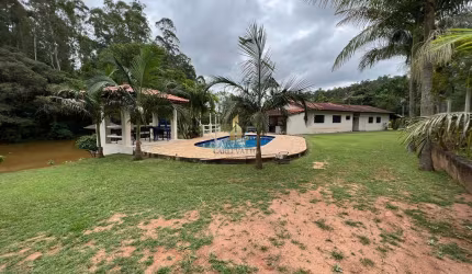 Sítio à Venda em Socorro