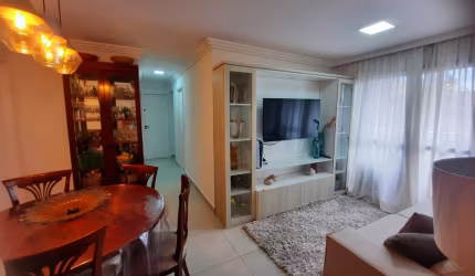 Apartamento em frente à Lagoa do Araçá