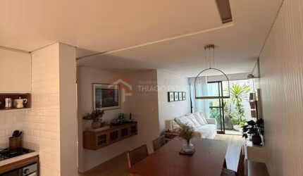 Apartamento Térreo 3 quartos, mobiliado com área externa privativa