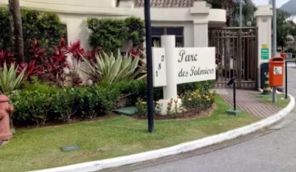Excelente lote de 291 m2 , no Condomínio Parc des Palmiers , Recreio dos Bandeirantes