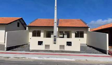 Casa geminada nova com 5 metros de fachada