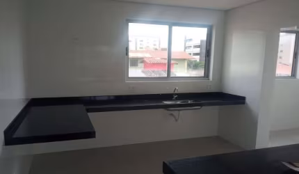 Apartamento de 3 Quartos com Suíte no Barreiro