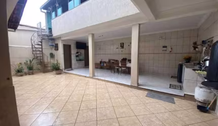 Casa com 3 quartos à venda em Belo Horizonte