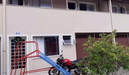 Casa com 3 quartos à venda em Contagem