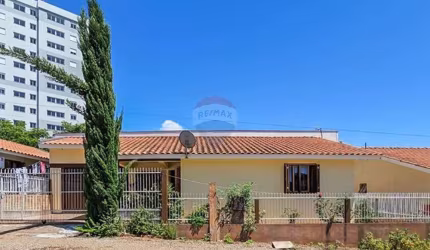 Casa com 2 Dormitórios à Venda, Bairro Cidade Nova, Passo Fundo