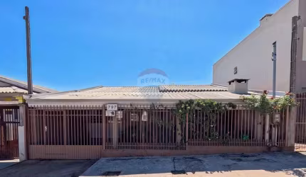 Encantadora Casa à Venda, com 2 Dormitórios, Bairro São Luiz Gonzaga, Passo Fundo