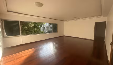 Amplo  apartamento de  4 quartos na Tijuca