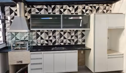 APARTAMENTO COM ÁREA GOURMET PRIVATIVA NA REGIÃO DA TIJUCA