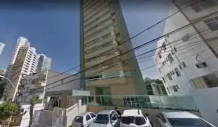 Apartamento com 101 m², 2 suítes, sala integrada varanda, nascente, duas vagas no Edifício Gilberto Machado na 8 de Dezembro vender Graça