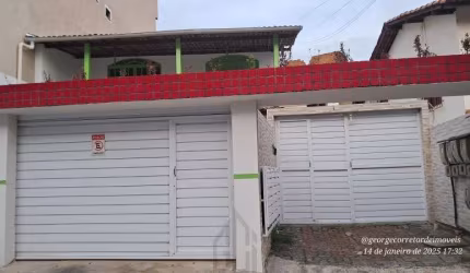 Casa Duplex ampla com 3/4 dormitórios, dois suíte, sala com 50,37 m², cozinha, varandão, duas vagas na Rua Lagoa Bela alugar em Pituaçu Salvador Bahia