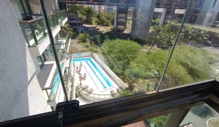 Apartamento 100% mobiliado medindo 65 m² com 1/4 garagem no Condomínio Edifício Bela Vista Long Stay para alugar em Armação Salvador