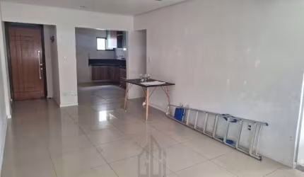 Apartamento com 89 m² dividido em 3/4 sala ampla, varanda, 3 vagas no segundo andar escada do Edifício Terra Residencial a venda Brotas Salvador
