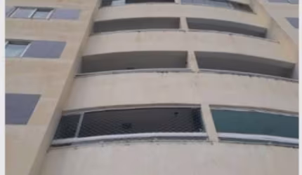 Apartamento com 2/4 dormitórios, dependência, medindo 70 m² no Edifício Floresta Atlântica para vender no Costa Azul Salvador Bahia