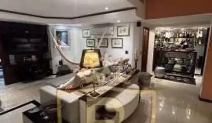 Copacabana | Apartamento de 5 Quartos com 302m²