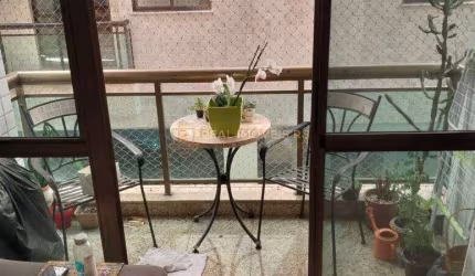 Apartamento a Venda com 3 Quartos na Freguesia