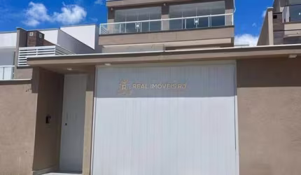 Casa Triplex de 3 Quartos a Venda na Barra da Tijuca