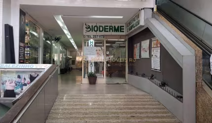 Loja/ Box em Copacabana com 48 m²