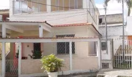 Casa Duplex na Vila Valqueire de 4 Quartos com 236 m²