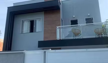 Casa Duplex com 3 Quartos em Campo Grande