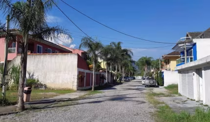 Lote com 800 metros quadrados em condominio no Anil em Jacarepagua