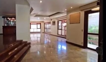 Casa com 7 Quartos a Venda na Barra da Tijuca
