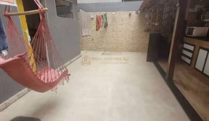 Casa Duplex de 150m² de 3Quartos(sendo 1Suíte), em campo Grande.