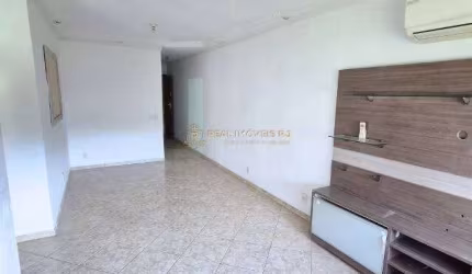 Apartamento na Freguesia de 2 Quartos com 63 m²