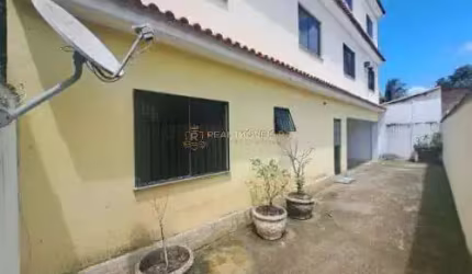 Apartamento com 2 Quartos em Pedra de Guaratiba