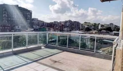 Duas casas independentes com terraço e churrasqueira em vila