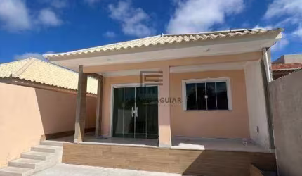 Casa em Araruama, 3 Quartos (1 suíte) – R$ 425.000,00 - Praça da Bandeira
