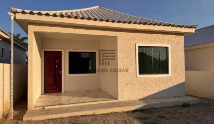 Casa em Iguaba Grande - 2 Quartos - (1 Suíte) - 270.000,00 - Cidade Nova