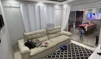 Casa em Araruama, 2 quartos ( 1 suíte ) - R$ 600.000,00 - Praça da Bandeira