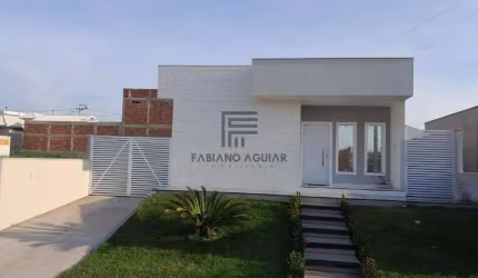 Casa em Araruama, 3 Quartos ( 1 suítes ) – R$ 790.000,00 - Condomínio Collynas Park