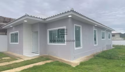Casa em Araruama, 3 Quartos (1 suíte) – R$ 620.000,00 - Condomínio Collynas Park