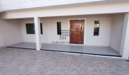Casa em Araruama, 3 Quartos (1 suítes) – R$ 598.000,00 - Centro