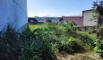 Terreno em Araruama, com 360,00m² - R$ 160.000,00 - Vila Capri