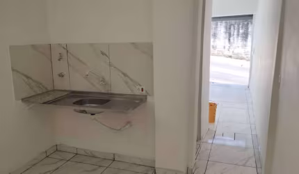ALUGA-SE SALÃO COMERCIAL CIDADE TIRADENTES