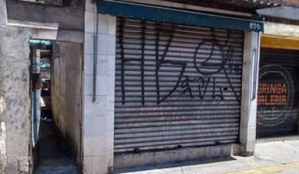 VENDE-SE / ALUGA-SE CASA DOIS DORMITORIOS CIDADE TIRADENTES